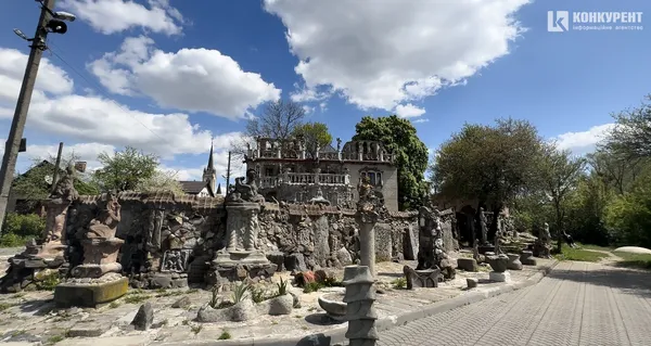 Сонце і котики: весна у будинку Голованя (фото)