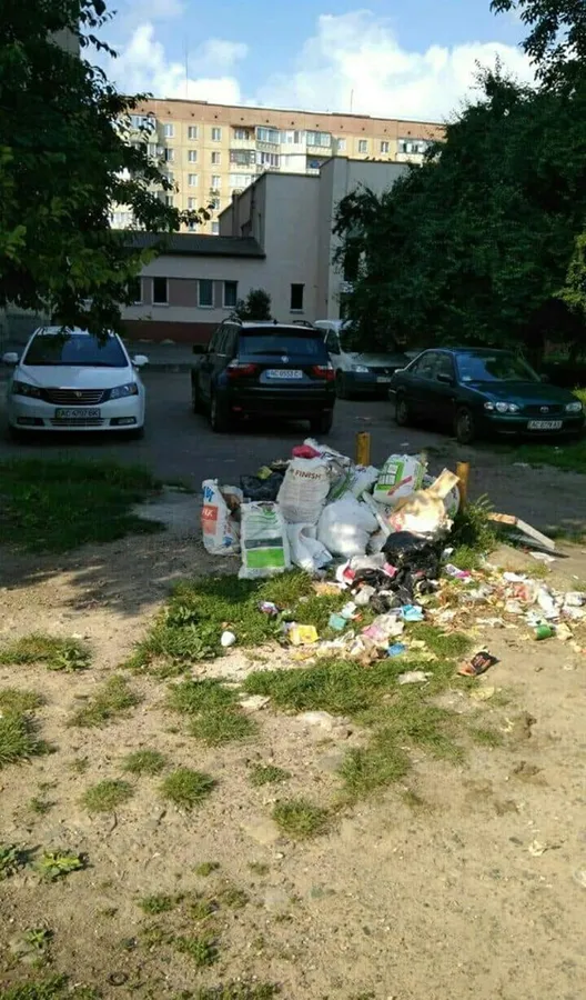 Лучанина покарали за гору будівельного сміття
