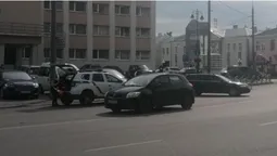 У центрі Луцька через ДТП ускладнений рух (фото, відео)