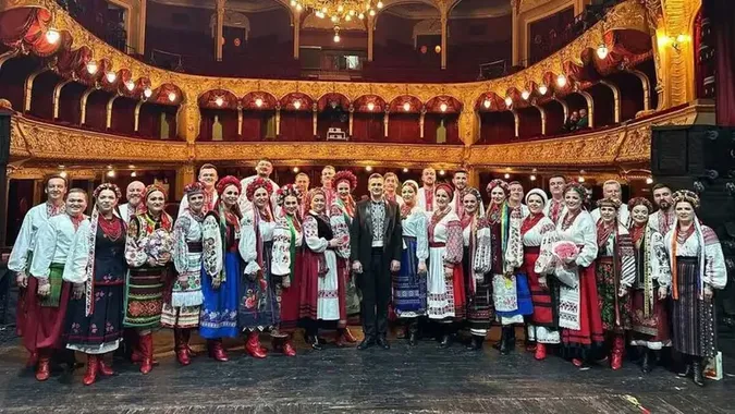 Це копійки, – керівник хору імені Верьовки розкрив зарплату артистів