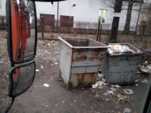 На Волині показали, як сміття з міста потрапляє на полігон