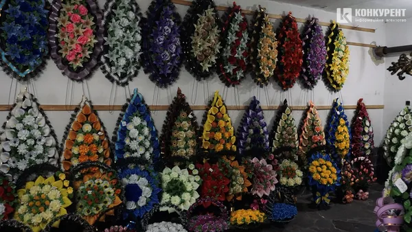 Асортимент похоронних вінків