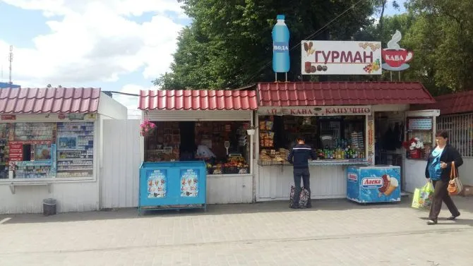 На луцькій автостанції можуть демонтувати понад 15 кіосків