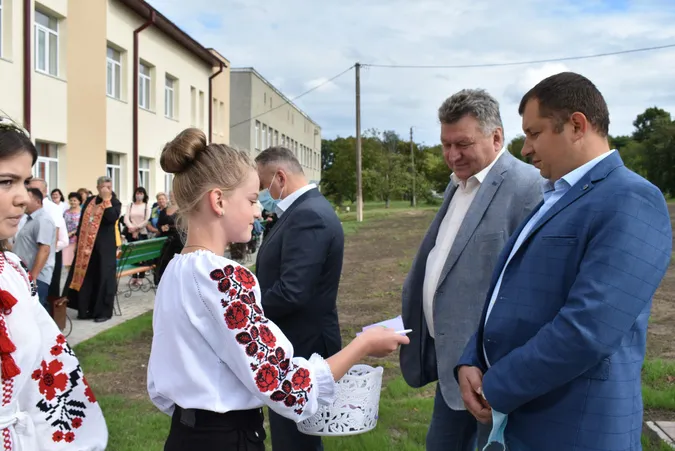 На Волині відкрили модернізований навчальний заклад