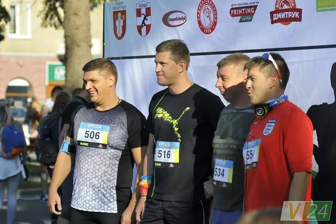 «Лучеськ півмарафон 2016»: спека, втома та щасливий фініш (фоторепортаж)