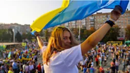 «Вліпи за себе»: українську молодь закликають не ігнорувати місцеві вибори