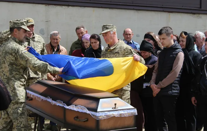 На Волині в останню путь провели Героя Олександра Стасюка (фото)