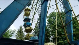 Розповіли, коли запрацюють відновлені атракціони у луцькому парку (відео)