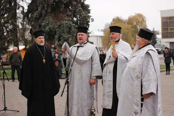 Щоразу менше людей: як у Луцьку згадували початок Революції Гідності (фото, відео)
