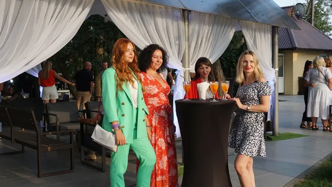 Дискотека, жарти та подарунки: у Луцьку відсвяткували Makis Fest*