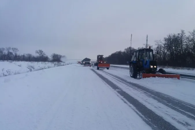 Дороги Волині почищені, а техніка напоготові, – ВОДА