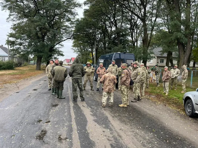 На Волині у лісі розшукали зниклого безвісти пенсіонера (фото)
