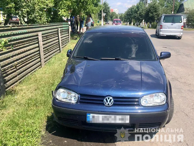 У Любомлі підліток на мотоциклі врізався у легковик і потрапив до лікарні (фото)