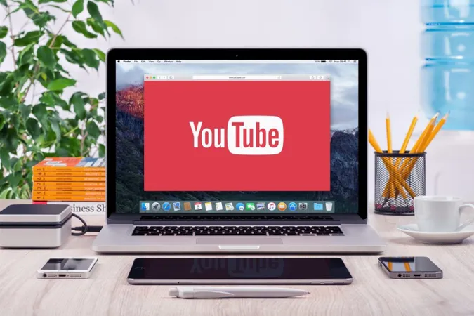 YouTube боротиметься із фейками