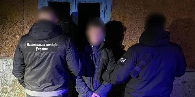 Спалили бус: на Волині зловили 15-річного і 18-річного агентів ФСБ (фото, відео)