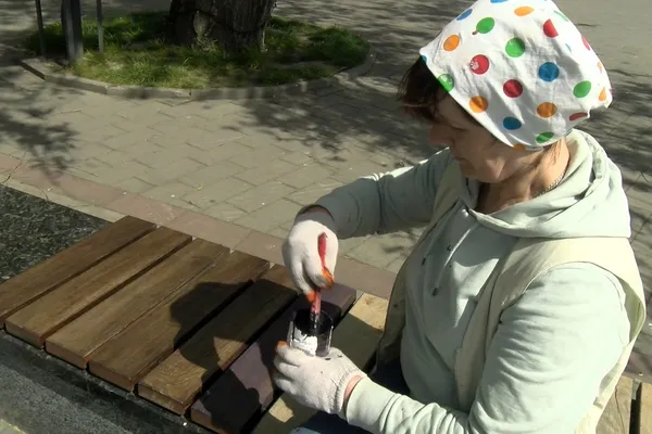 У Луцьку чистять фонтани: чи можна в них купатися (фото, відео)