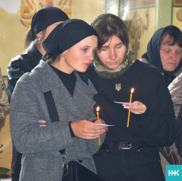 Повернувся не на весілля, а на свій похорон: на Волині попрощалися з капітаном волинської «сотки»