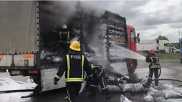 У Ковелі горів причіп вантажівки (фото, відео)