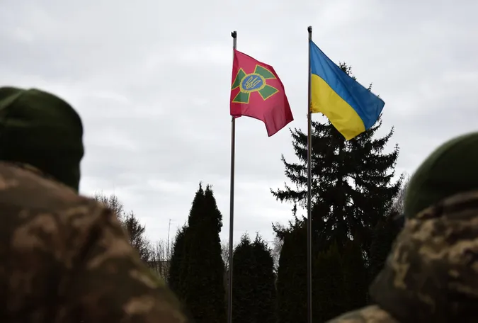 Діджей, інженер і випускник ВНУ: у Луцьку новобранці-прикордонники склали присягу (фото)