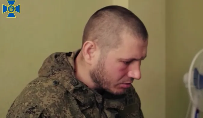 Ловлять на вулицях, витягують із квартир: росіяни проводять силову мобілізацію в «Л/ДНР» (відео)