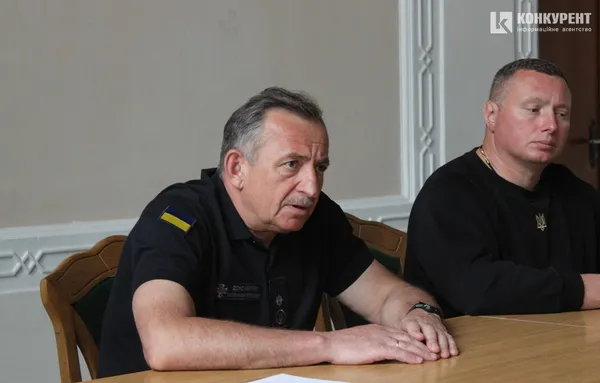 Володимир Грушовінчук та Юрій Погуляйко