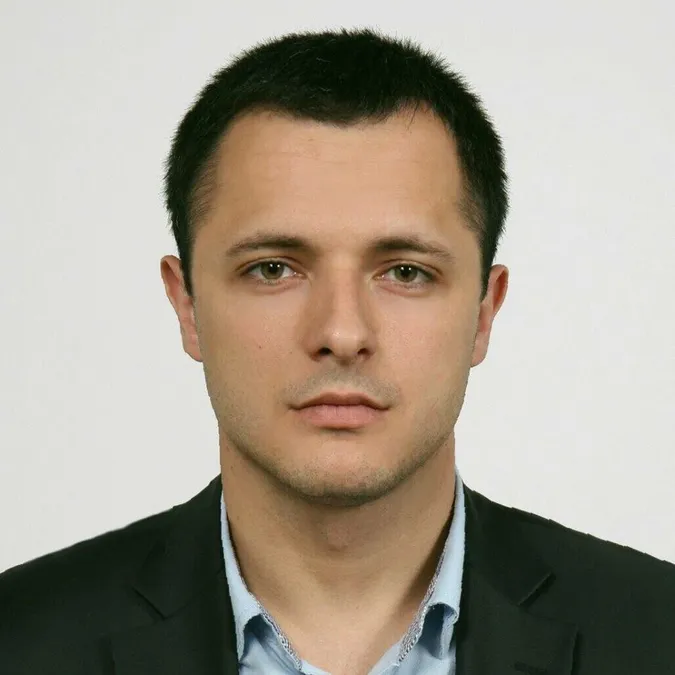 Автобус та корпоративні права: що задекларував новий начальник виконавчої служби Волині