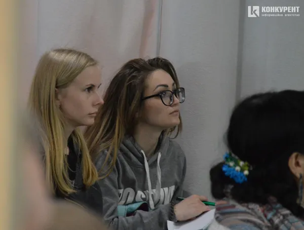 Бізнес-інкубатор у Луцьку: про драконів інтернет-маркетингу та часи змін (фото)*