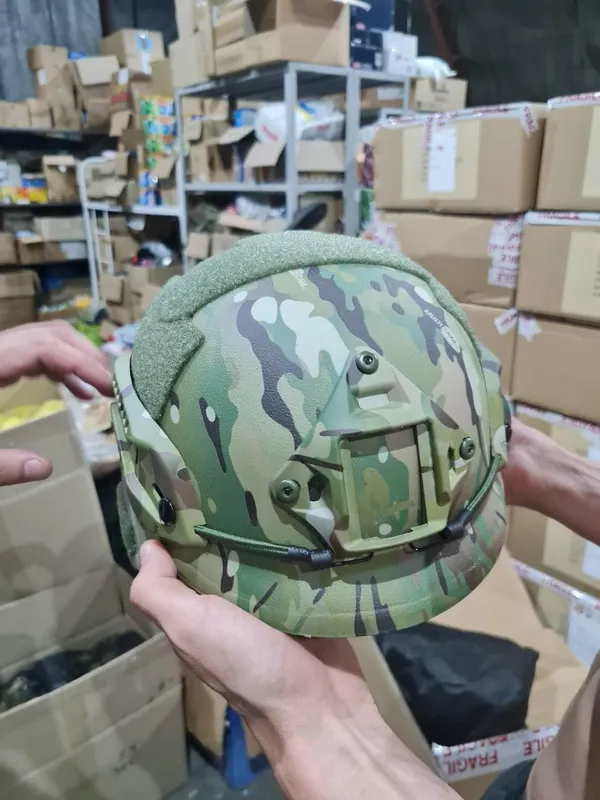 Луцькі волонтери передали військовим бронежилетів на понад 2,6 мільйона гривень (фото)