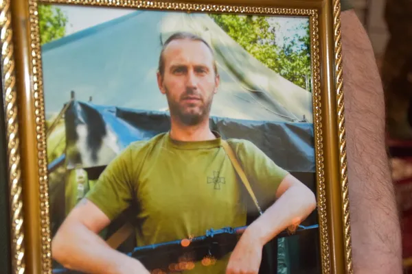 У Луцьку попрощались із Героями Андрієм Кравчуком та Романом Смалем (фото)