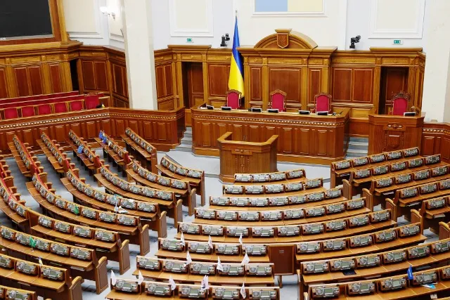 Депутатів від «Слуги народу» позбавлятимуть мандату лише у двох випадках