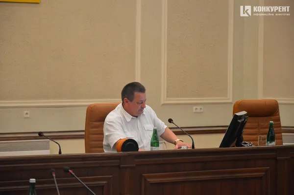 Як обирали нову голову Волиньради та хто потрапив «під роздачу» Кварцяного