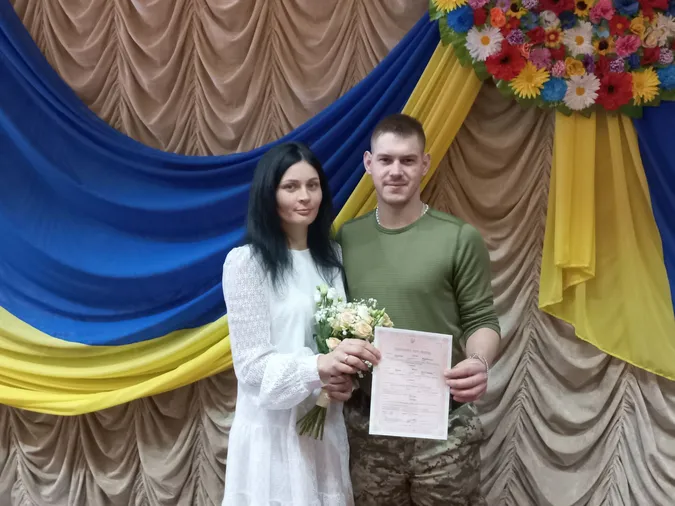 У Городищенській громаді військовий одружився під час відпустки (фото)