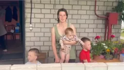 Матір-одиначка, якій Юліанна Дружиніна купила будинок, відсвяткувала новосілля (фото)