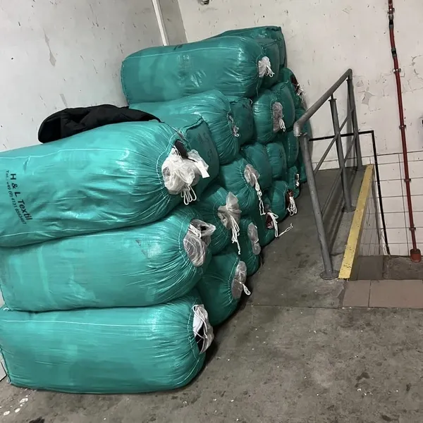 📦 «Секонд-хенд» виявився новим: на «Ягодині» вилучили понад 5 тонн одягу