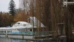 З Центрального парку Луцька хочуть прибрати «Бригантину» (фото)