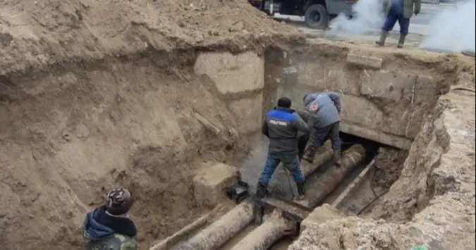 Частина лучан – без гарячої води через порив на тепломережі