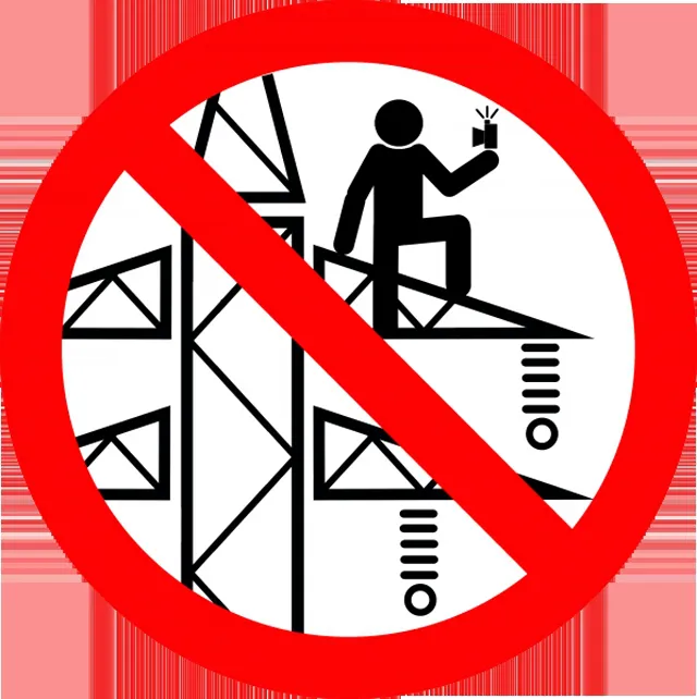 Волинян закликають відмовитись від небезпечних селфі