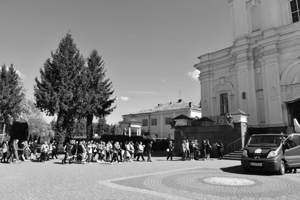 У Луцьку попрощалися із загиблим Героєм Володимиром Мельничуком (фото)