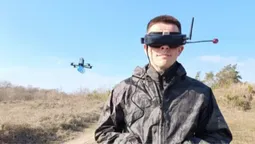 Як в Луцьку працює школа FPV-пілотування і чого навчають (відео)