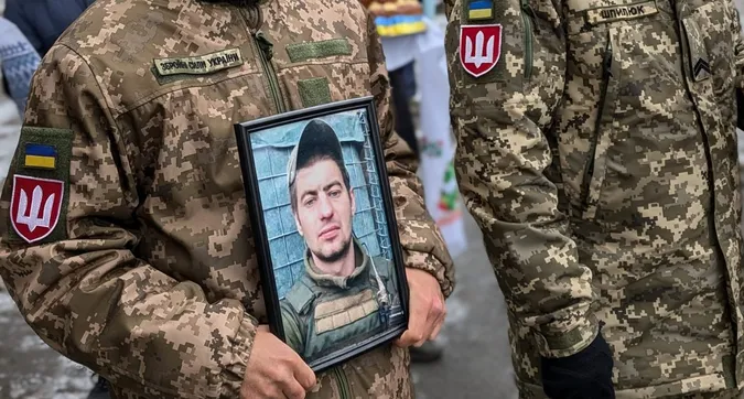 Воював десять років: на Волині попрощалися із 33-річним бійцем Олегом Гарасимлюком (фото)