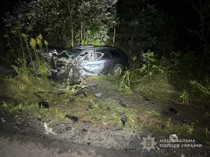 Страшна аварія: 20-річний волинянин на BMW вилетів на зустрічку і влупився в Audi