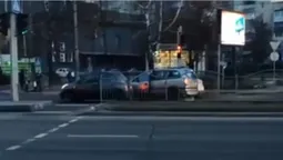 У Луцьку на пішохідному переході зіткнулось два автомобілі (відео)