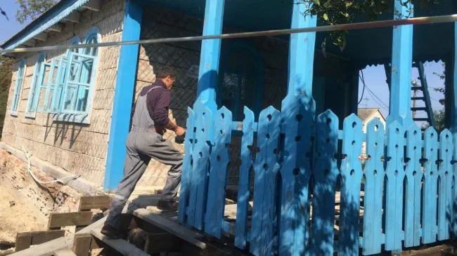Показали, як реставрують «Лесині» будиночки в Колодяжному (фото, відео)
