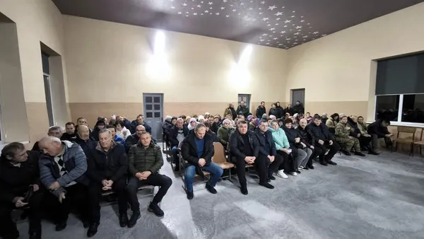 Збори селян у Топільному