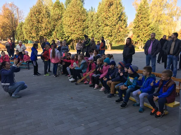 «Козацькому роду нема переводу»: у луцькій школі організували свято (фото)