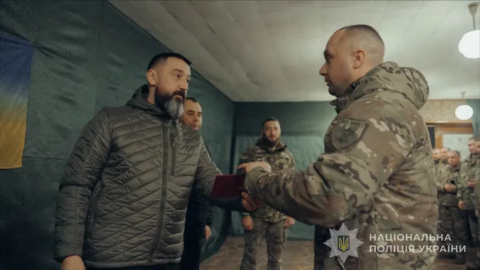 На Волині поліцейські-добровольці стрілецького батальйону отримали нагороди та спеціальні звання (фото)