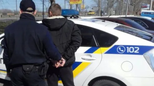 Ховався два тижні: в Нововолинську затримали хулігана
