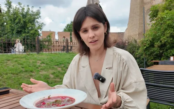 «Затишне, квітуче і з душею»: відома акторка зняла влог про Луцьк за $100 (відео)