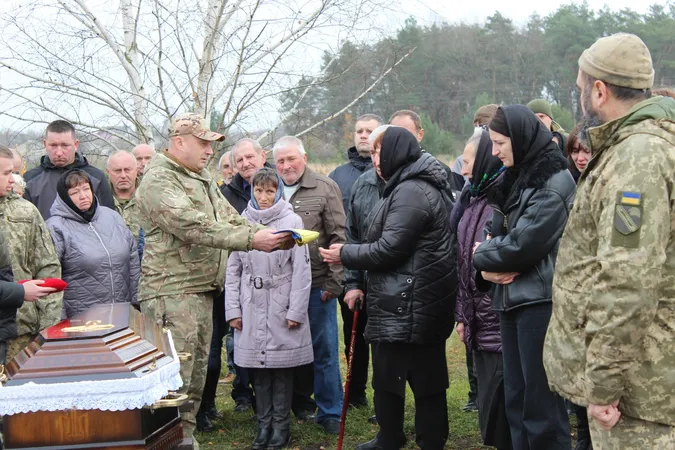 У Луцькому районі попрощалися із воїном Василем Савичем (фото)