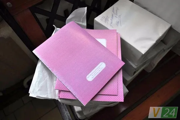 Діти із вадами зору отримали спеціальні зошити від Волинської друкарні (фото)